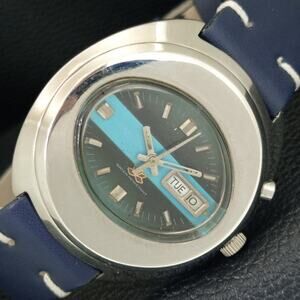 Vintage 1971 Ricoh Automatic Mens Silver Watch W/daydate & Blue accents